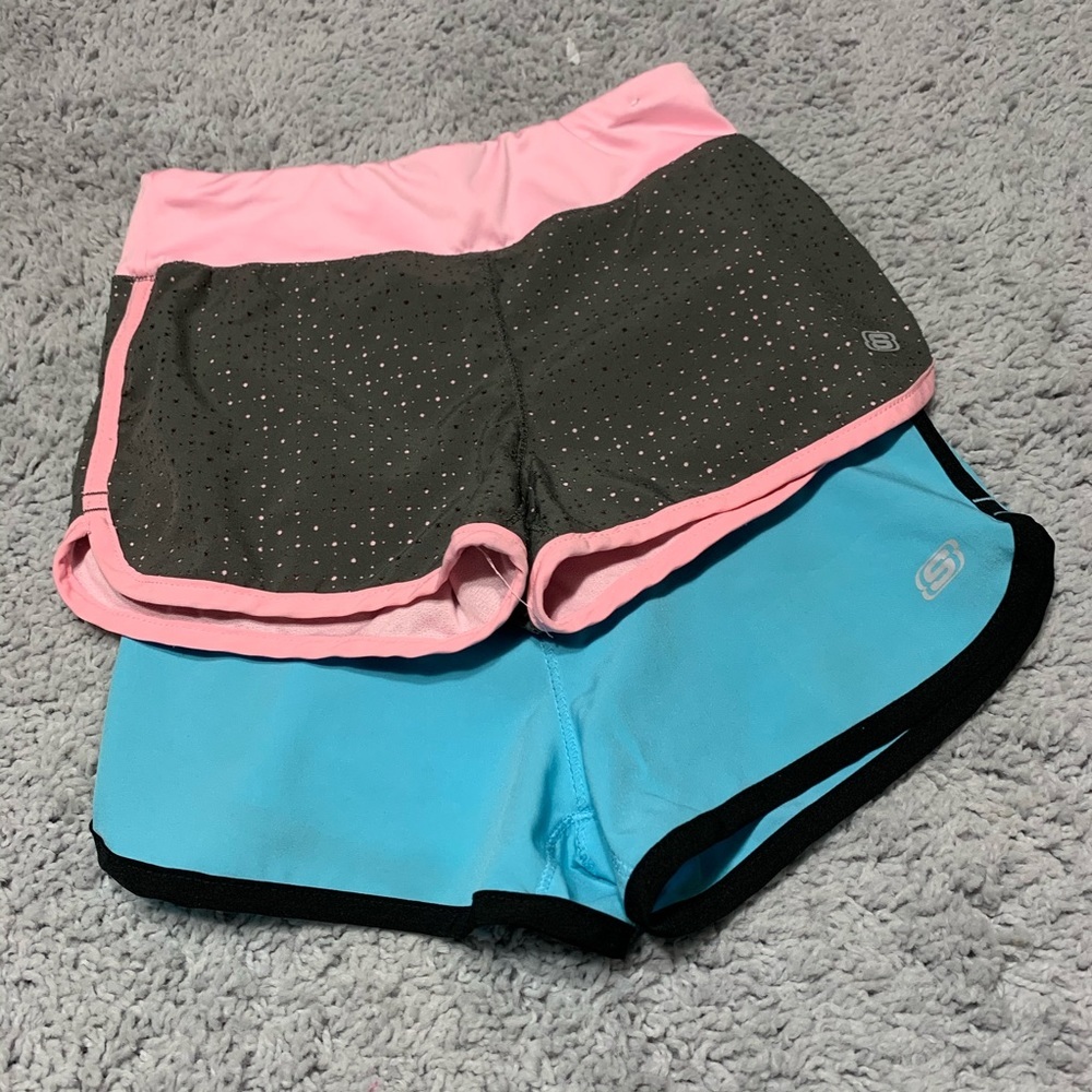 Skechers  2 athletic shorts